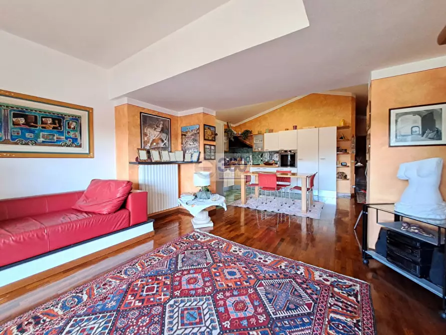 Immagine 4 di Villa in vendita  in Via San Filastro a Provaglio D'iseo