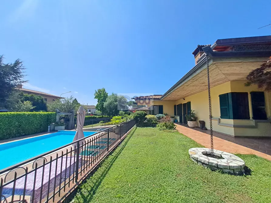 Immagine 6 di Villa in vendita  in Via San Filastro a Provaglio D'iseo