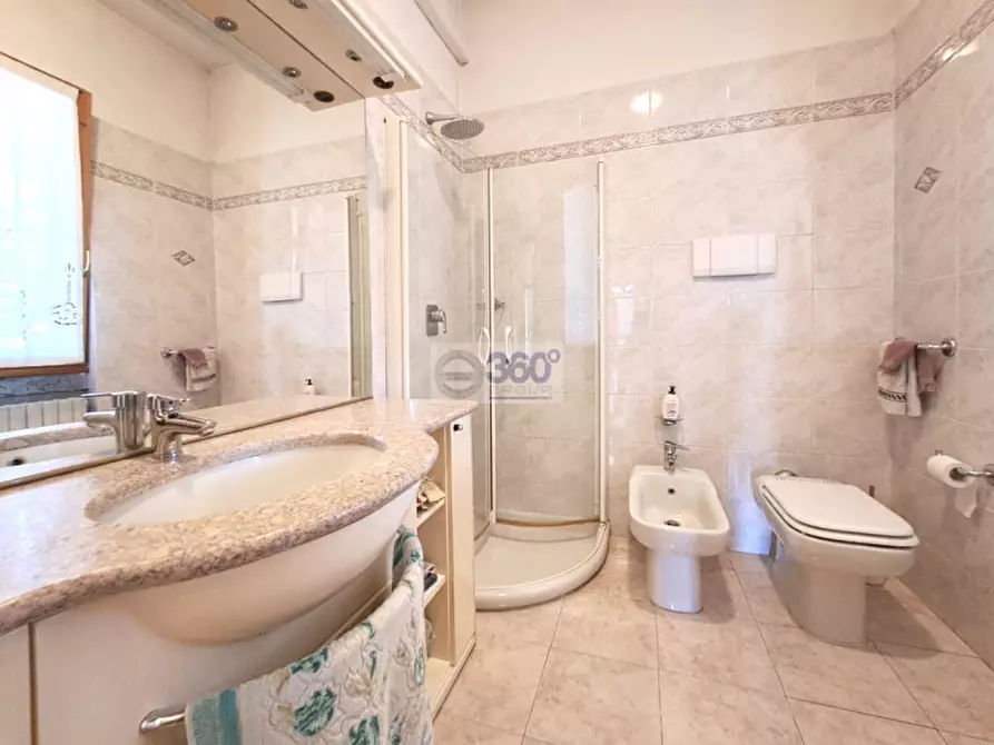 Immagine 24 di Villa in vendita  in Via San Filastro a Provaglio D'iseo