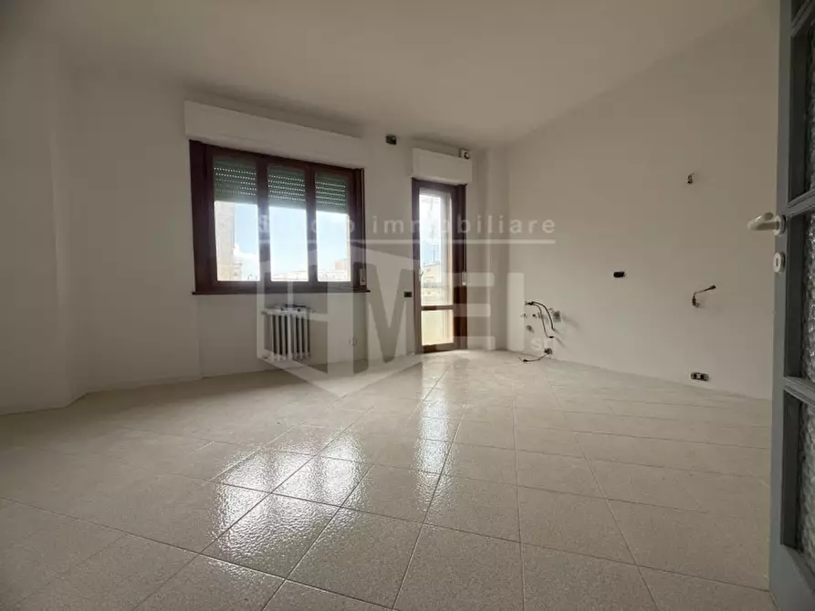 Immagine 4 di Appartamento in vendita  in Via Alessandro Volta a Cecina