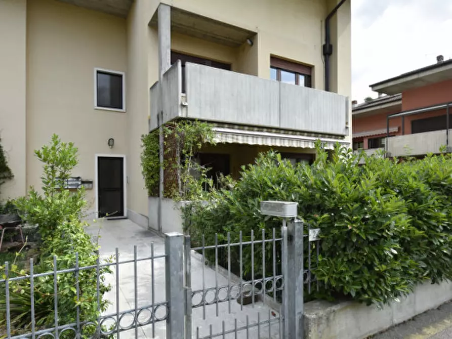 Immagine 1 di Appartamento in vendita  a Negrar di Valpolicella