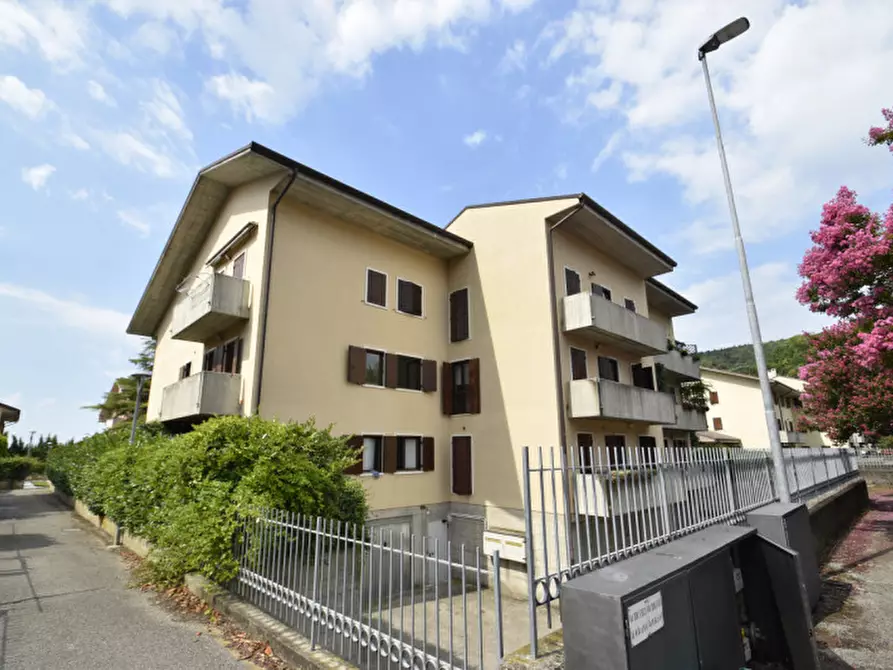 Immagine 3 di Appartamento in vendita  a Negrar di Valpolicella