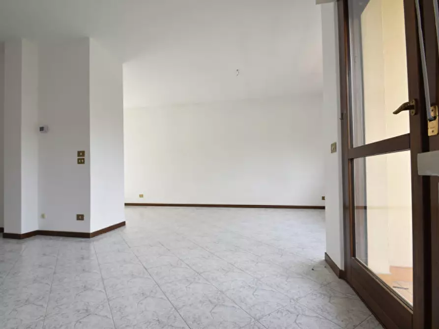 Immagine 5 di Appartamento in vendita  a Negrar di Valpolicella