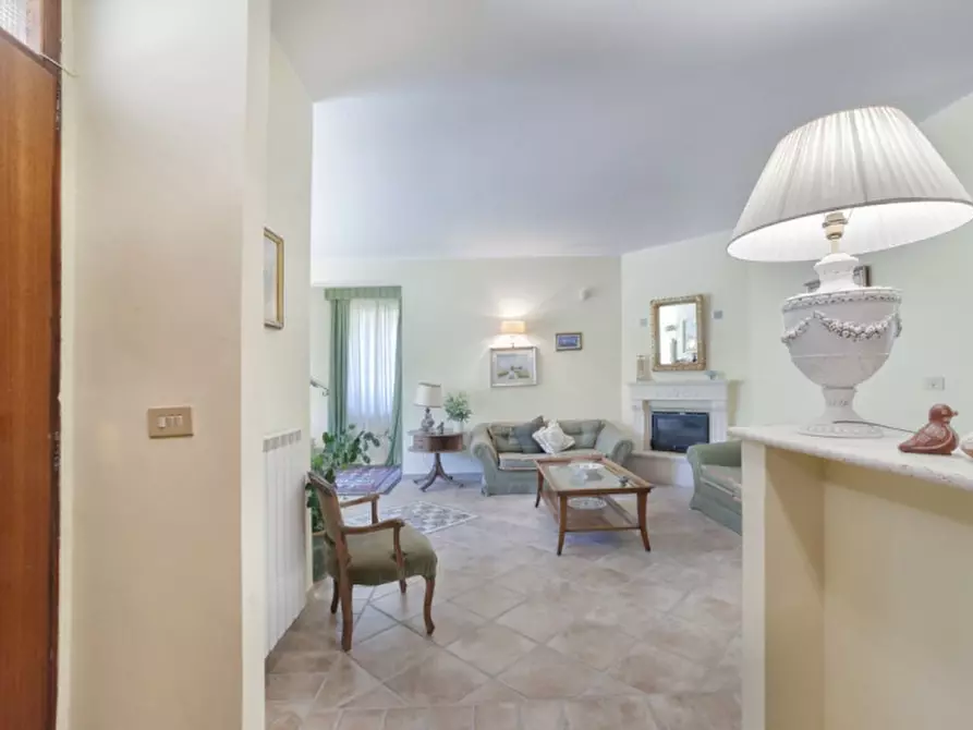 Immagine 5 di Villa in vendita  in C.da Villa Sibi a Moscufo