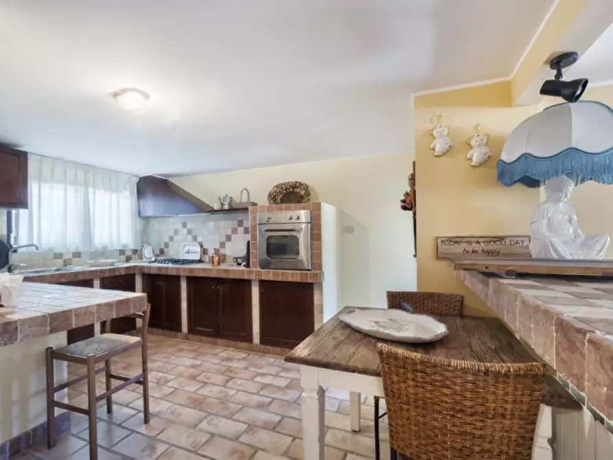 Immagine 10 di Villa in vendita  in C.da Villa Sibi a Moscufo