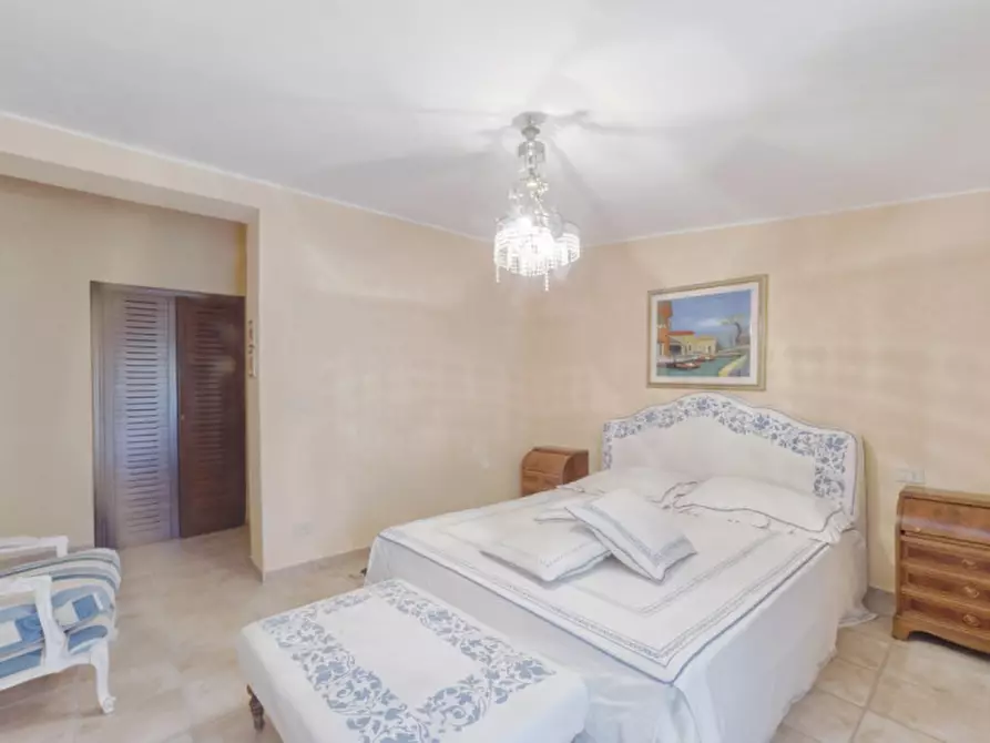 Immagine 21 di Villa in vendita  in C.da Villa Sibi a Moscufo