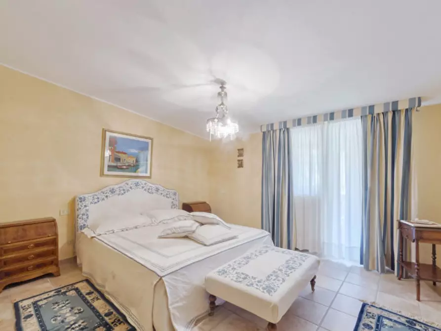 Immagine 23 di Villa in vendita  in C.da Villa Sibi a Moscufo