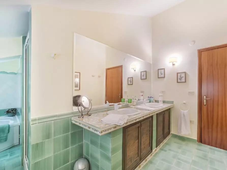 Immagine 40 di Villa in vendita  in C.da Villa Sibi a Moscufo