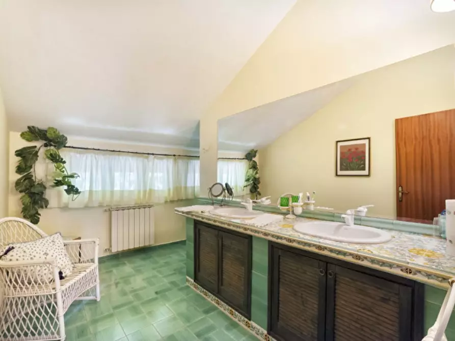 Immagine 41 di Villa in vendita  in C.da Villa Sibi a Moscufo