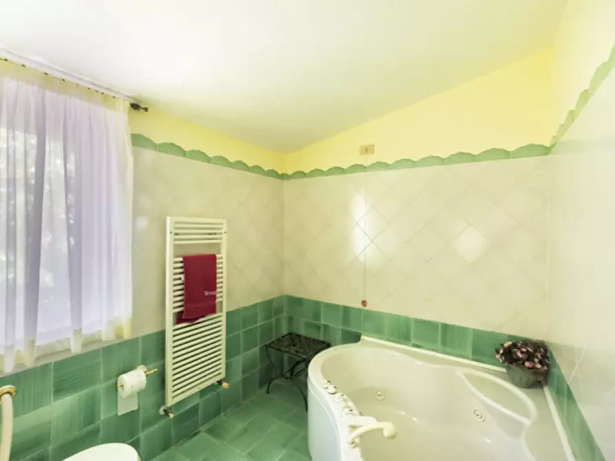 Immagine 43 di Villa in vendita  in C.da Villa Sibi a Moscufo