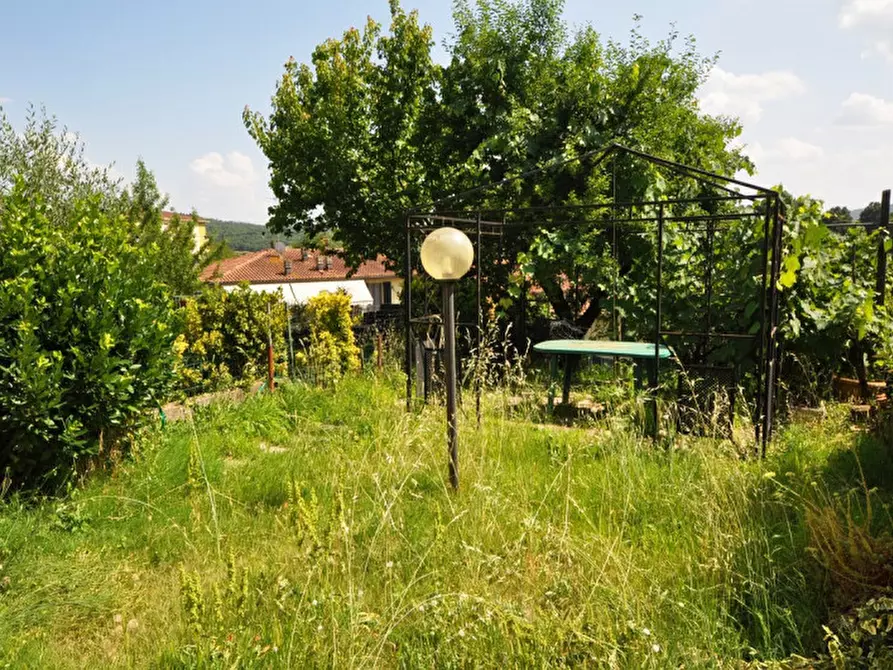 Immagine 15 di Appartamento in vendita  a Bucine