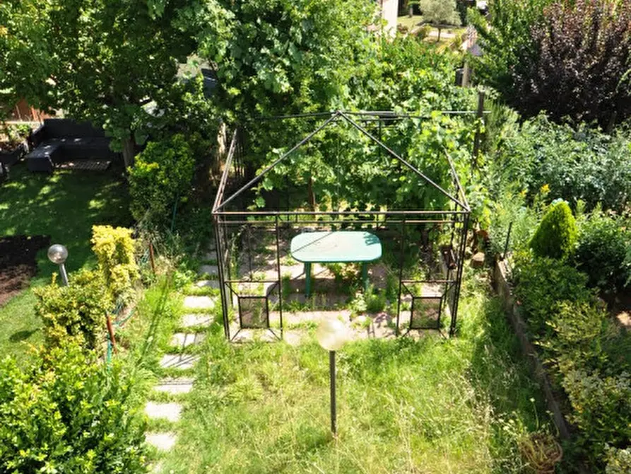 Immagine 16 di Appartamento in vendita  a Bucine