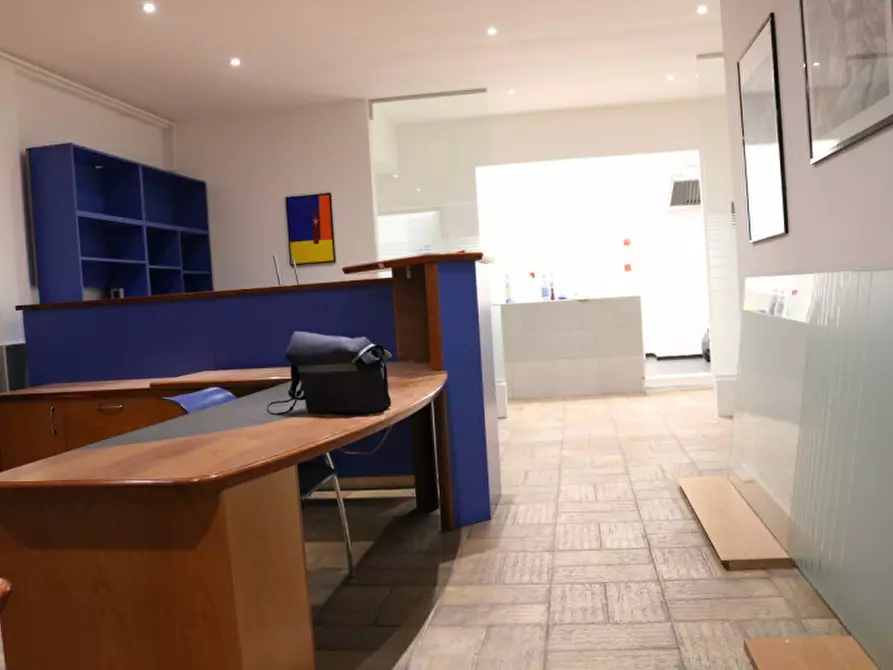 Immagine 6 di Negozio in vendita  in Meinhardstraße - Via Mainardo a Merano .Meran.