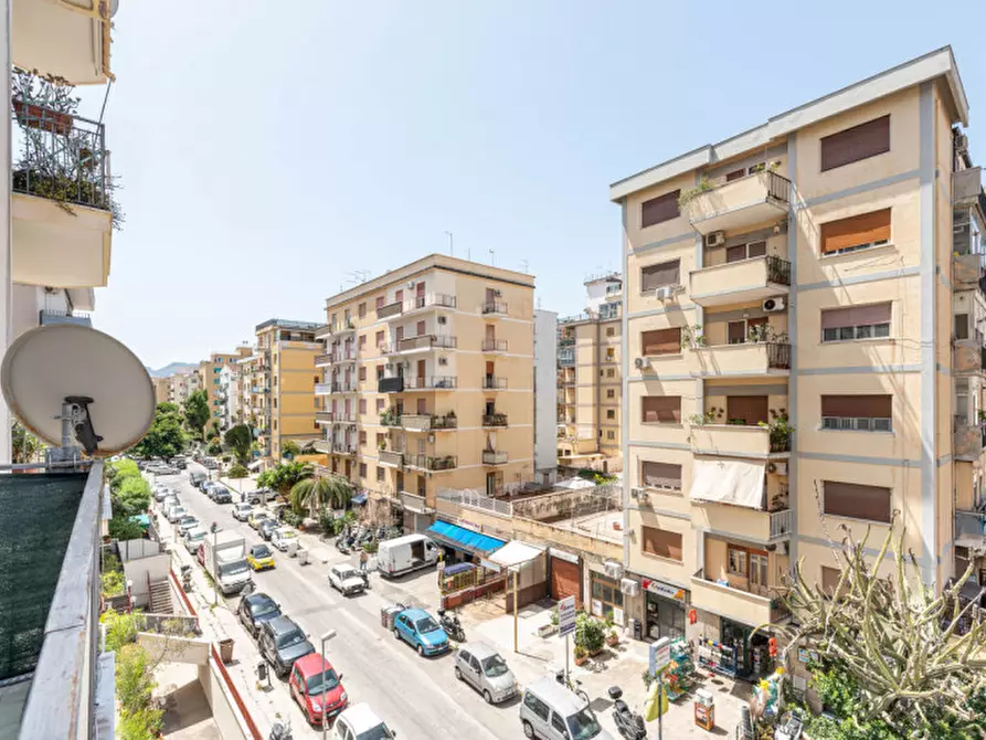 Immagine 23 di Appartamento in vendita  in Via Abruzzi 41 a Palermo
