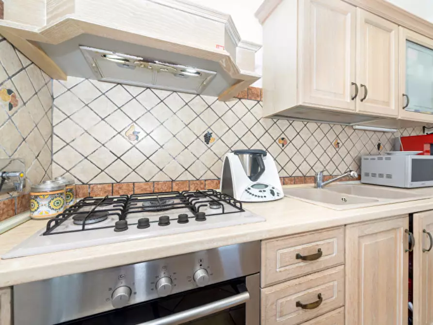 Immagine 12 di Villa in vendita  in Via Cugnana a Olbia