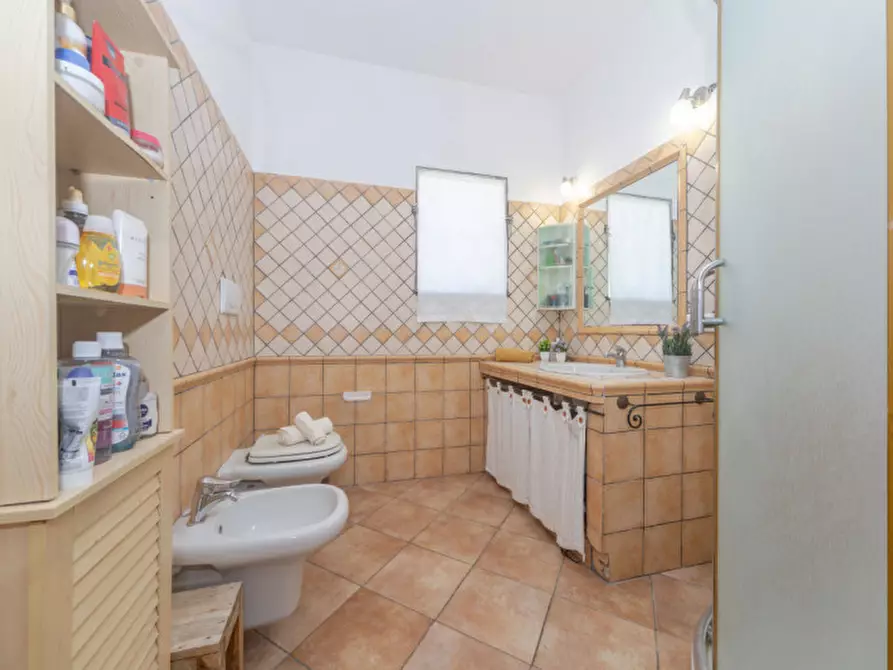 Immagine 28 di Villa in vendita  in Via Cugnana a Olbia