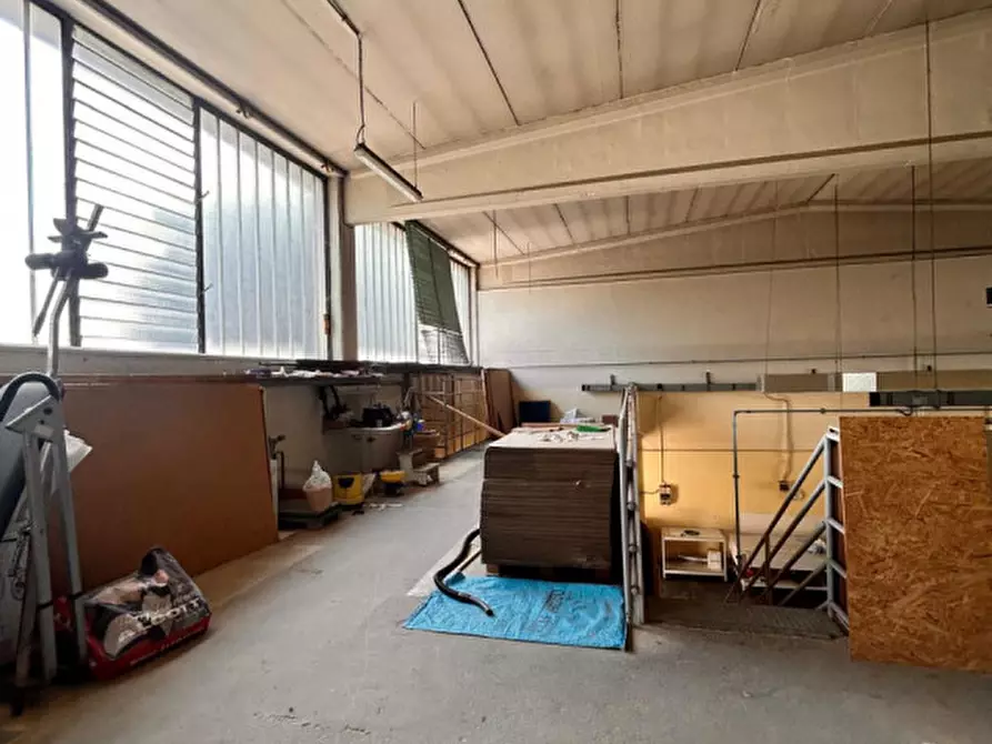 Immagine 12 di Capannone industriale in vendita  in via delfini 60 a Modena