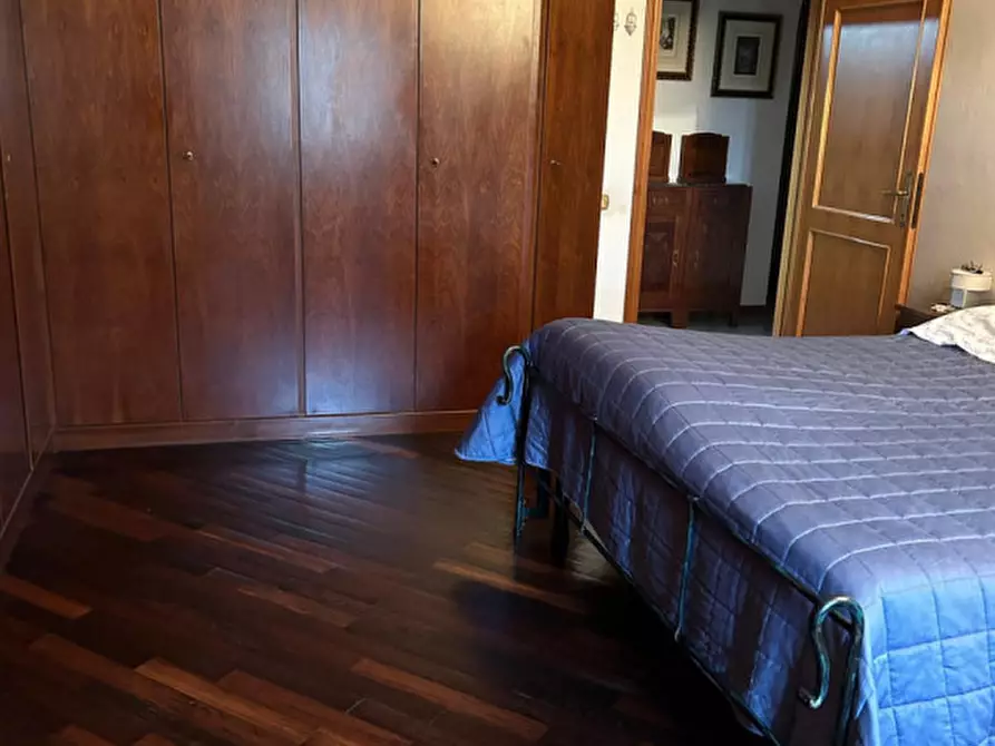 Immagine 8 di Casa indipendente in vendita  in VIA CASTROCANE a Lastra A Signa