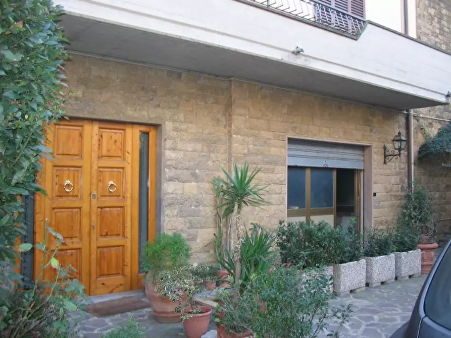 Immagine 31 di Casa indipendente in vendita  in VIA CASTROCANE a Lastra A Signa