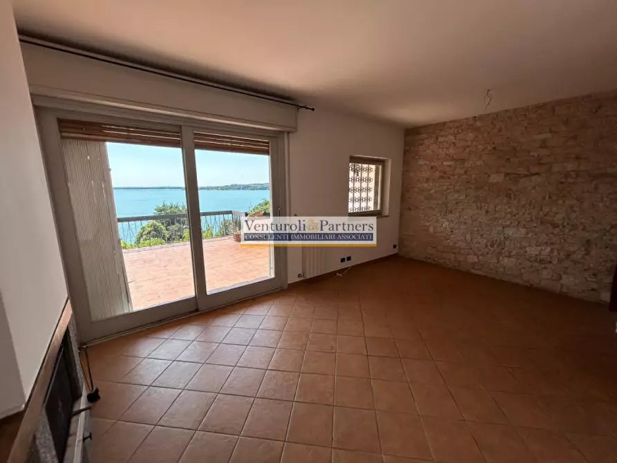 Immagine 3 di Casa bifamiliare in vendita  in Via Pergola a Padenghe Sul Garda