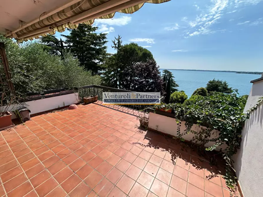 Immagine 8 di Casa bifamiliare in vendita  in Via Pergola a Padenghe Sul Garda
