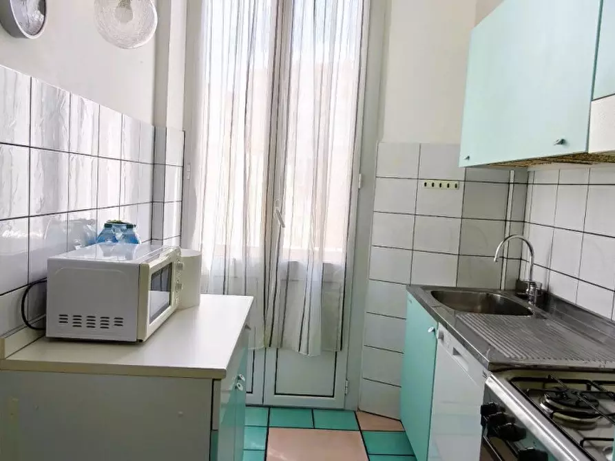 Immagine 4 di Appartamento in vendita  in Corso degli Inglesi a San Remo