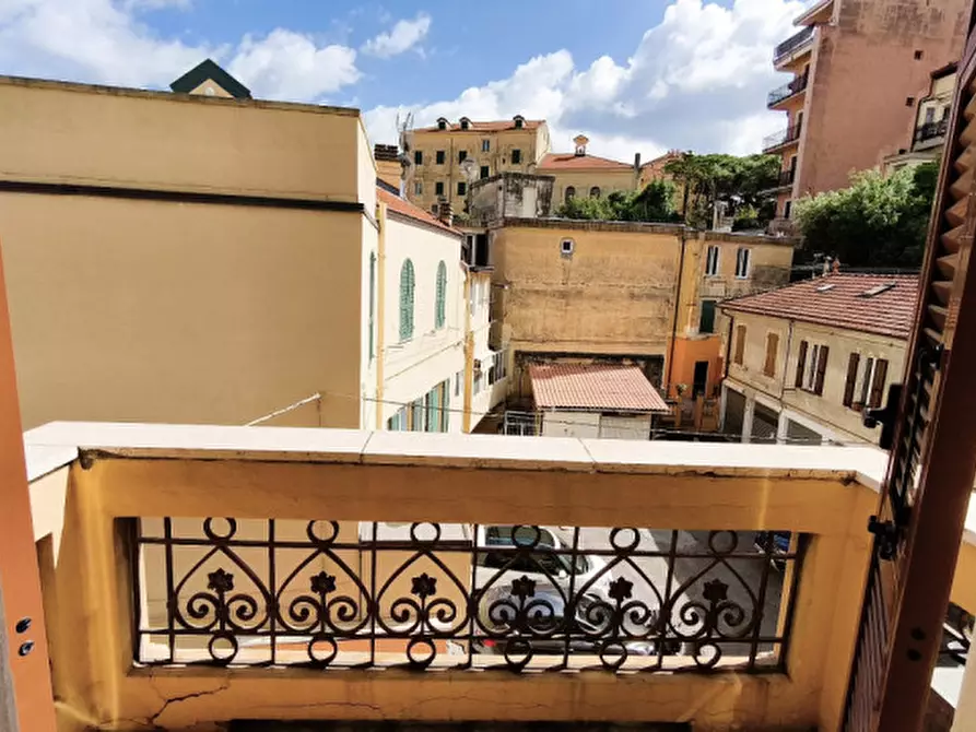 Immagine 8 di Appartamento in vendita  in Corso degli Inglesi a San Remo