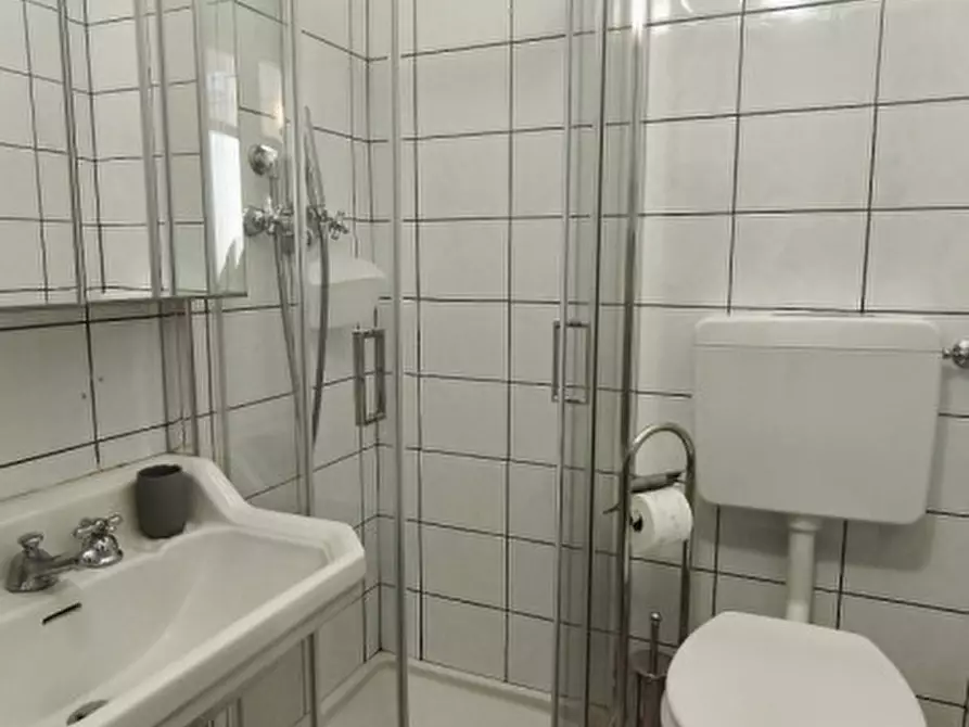 Immagine 21 di Appartamento in vendita  in Corso degli Inglesi a San Remo