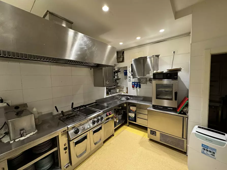 Immagine 9 di Attività commerciale in vendita  in via malpaga 20 a Trento