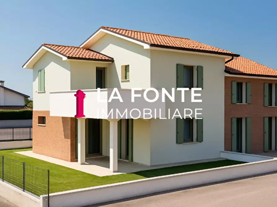 Immagine 1 di Casa bifamiliare in vendita  a Campolongo Maggiore