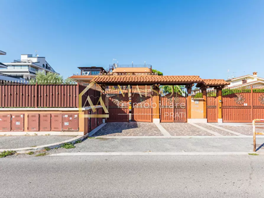 Immagine 2 di Appartamento in vendita  in Via del Fosso dell'Acqua Mariana a Roma