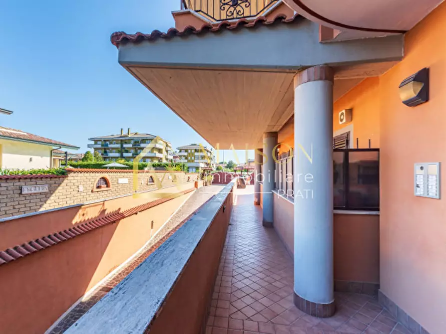 Immagine 3 di Appartamento in vendita  in Via del Fosso dell'Acqua Mariana a Roma