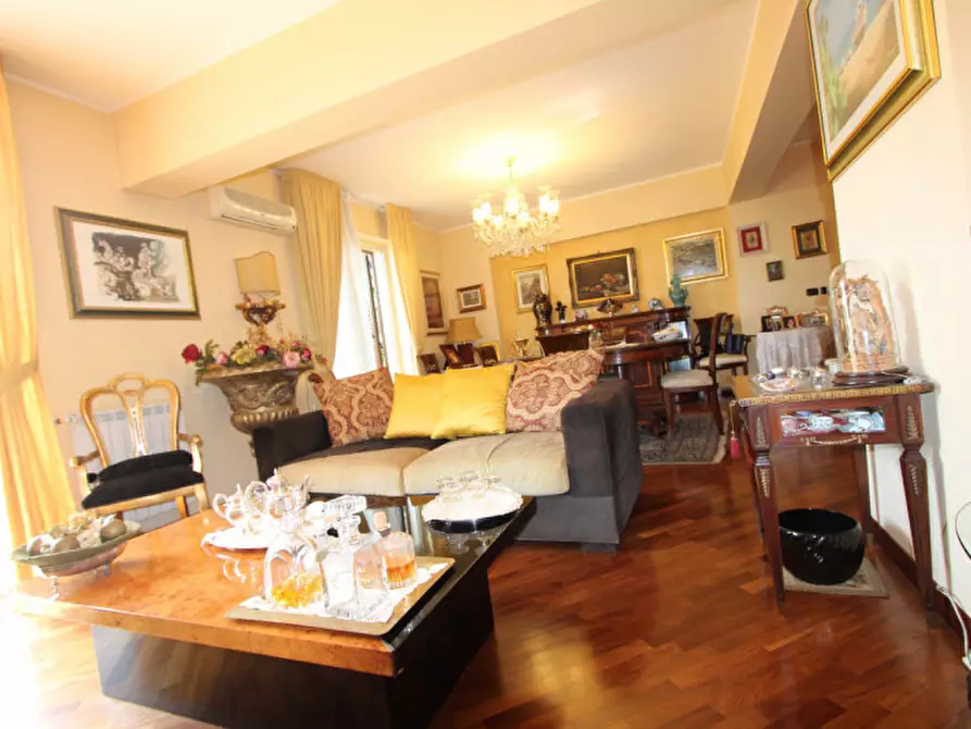 Immagine 1 di Appartamento in vendita  in Viale Italia 95 a Messina