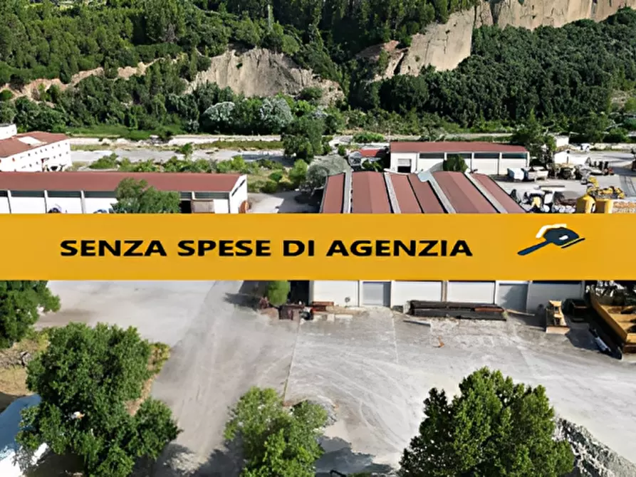 Immagine 2 di Capannone industriale in vendita  in contrada Piagge sulla S.S.598 a Gallicchio