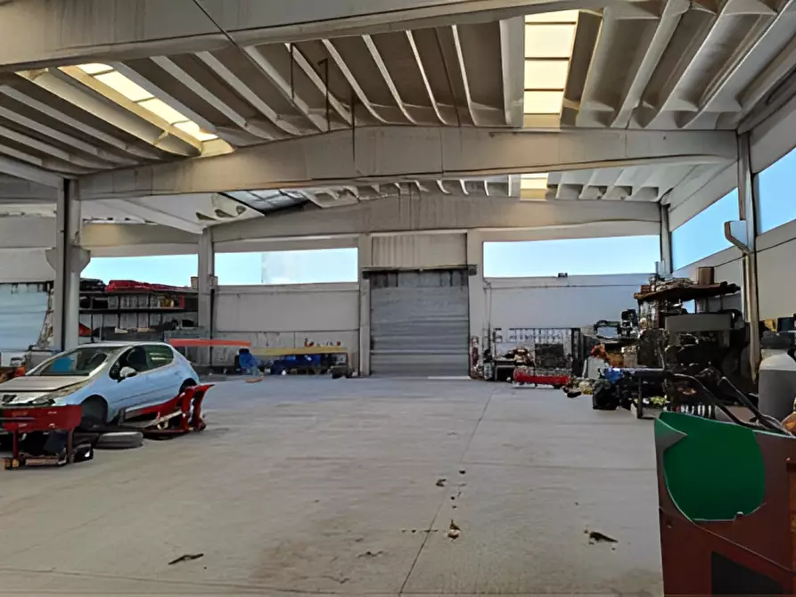 Immagine 7 di Capannone industriale in vendita  in contrada Piagge sulla S.S.598 a Gallicchio