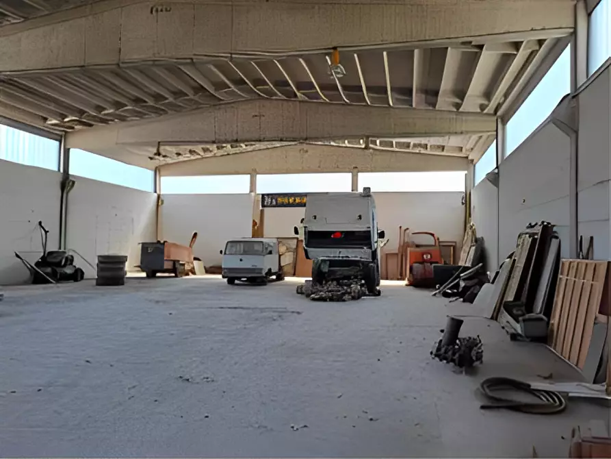 Immagine 8 di Capannone industriale in vendita  in contrada Piagge sulla S.S.598 a Gallicchio