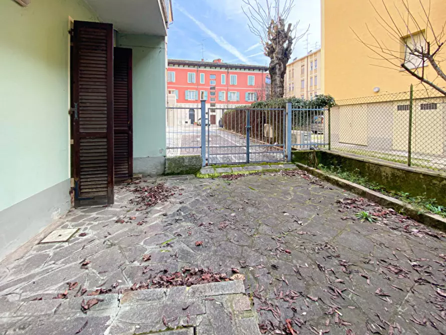 Immagine 8 di Ufficio in vendita  in Via Cesare Battisti a Mirandola