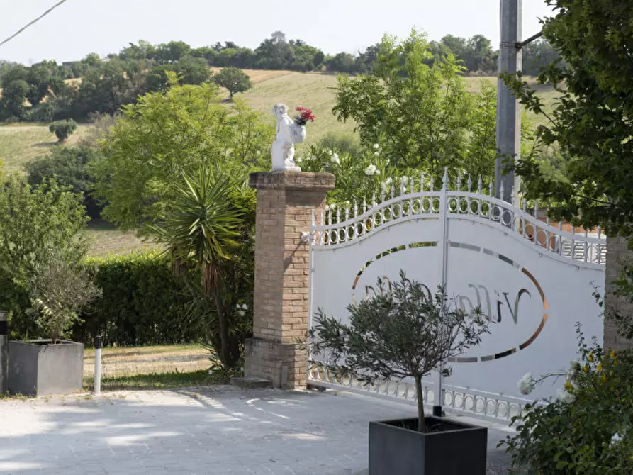 Immagine 13 di Bed & Breakfast in vendita  in Via Piani d'Aspio a Sirolo