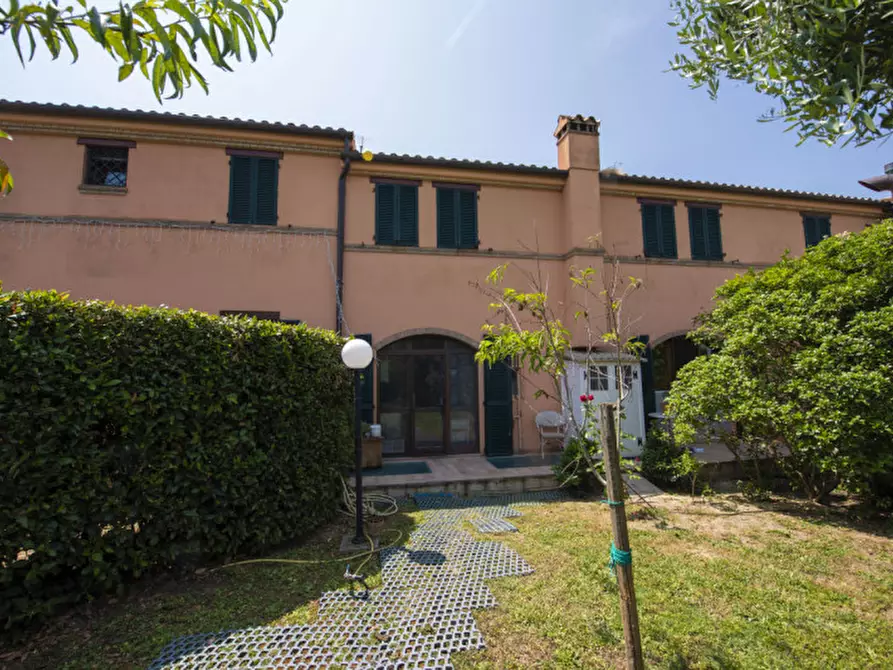 Immagine 17 di Bed & Breakfast in vendita  in Via Piani d'Aspio a Sirolo