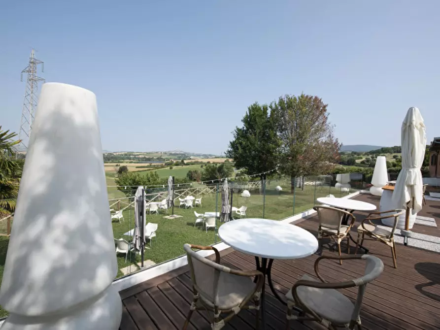 Immagine 39 di Bed & Breakfast in vendita  in Via Piani d'Aspio a Sirolo