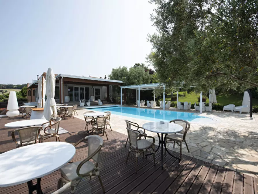 Immagine 40 di Bed & Breakfast in vendita  in Via Piani d'Aspio a Sirolo