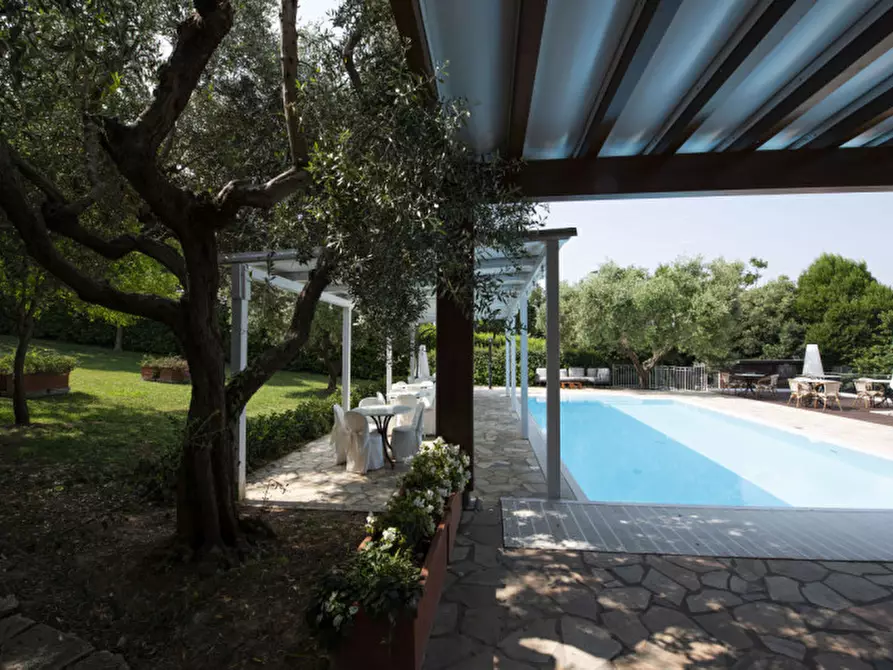 Immagine 44 di Bed & Breakfast in vendita  in Via Piani d'Aspio a Sirolo