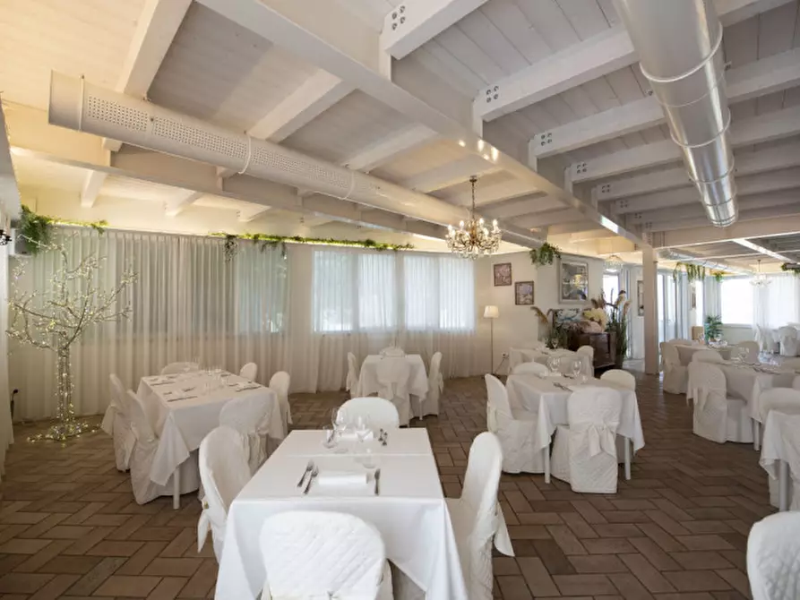 Immagine 51 di Bed & Breakfast in vendita  in Via Piani d'Aspio a Sirolo