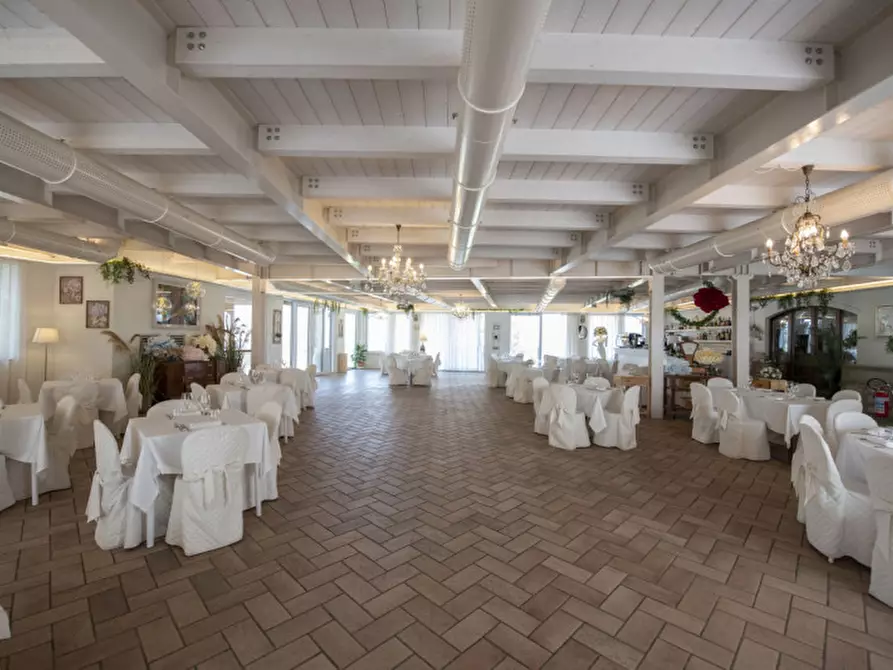 Immagine 55 di Bed & Breakfast in vendita  in Via Piani d'Aspio a Sirolo