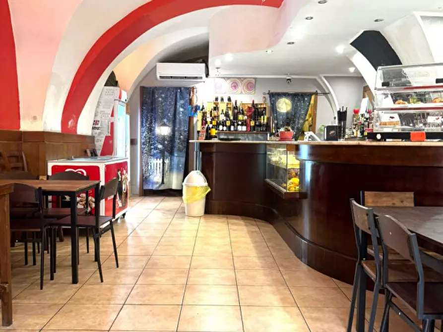 Immagine 2 di Attività commerciale in vendita  in Corso Vittorio Emanuele II a Porto Torres