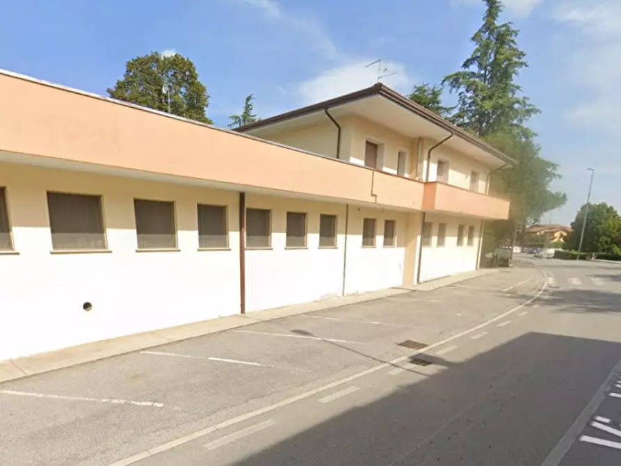 Immagine 2 di Laboratorio in vendita  in Via Villafranca, 2 a Chions