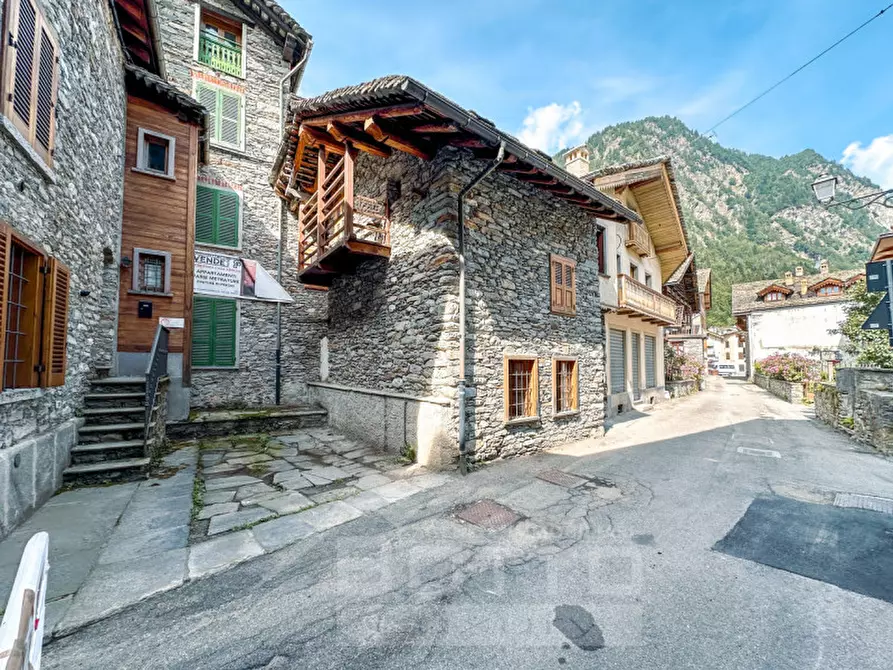 Immagine 17 di Casa indipendente in vendita  in Via Nicolao Sottile a Alagna Valsesia