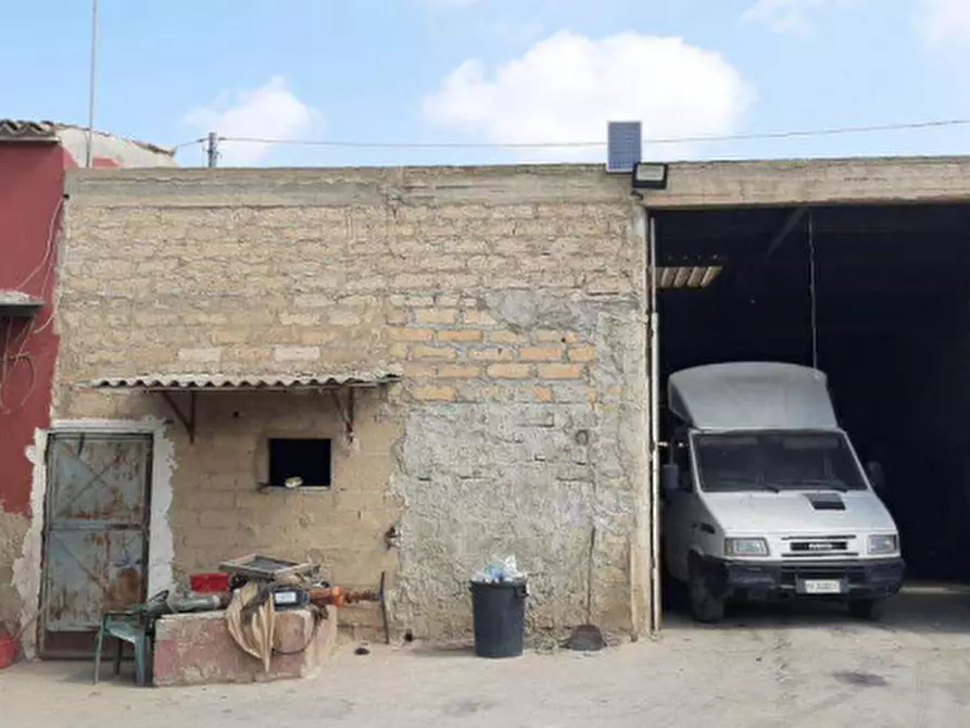 Immagine 8 di Rustico / casale in vendita  in CONTRADA BENEFIZIO - 93015 Niscemi (CL) a Niscemi