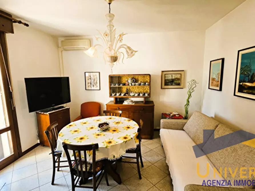 Immagine 6 di Casa bifamiliare in vendita  in via caltana 230 a Campodarsego