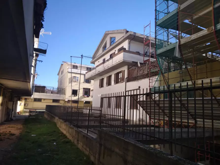 Immagine 1 di Appartamento in vendita  in VIA DON ORLANDO DI BRIO N 14 - 67062 Magliano de' Marsi (AQ) a Magliano De' Marsi